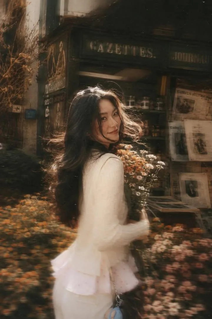Soft Focus K-Pop Idol Portrait generated image example