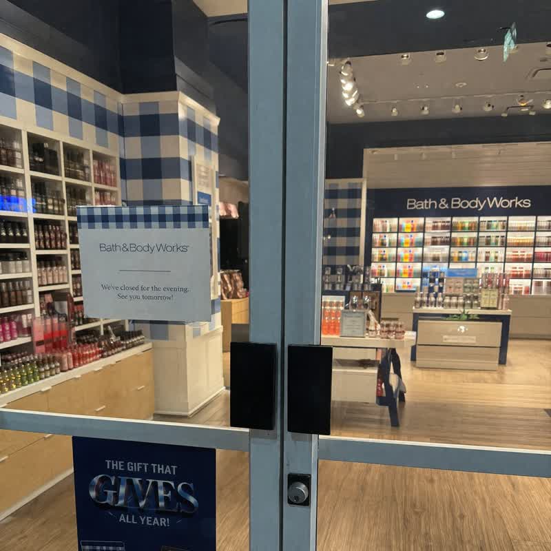 GPT Image generated realistic e-commerce shopping page screenshot